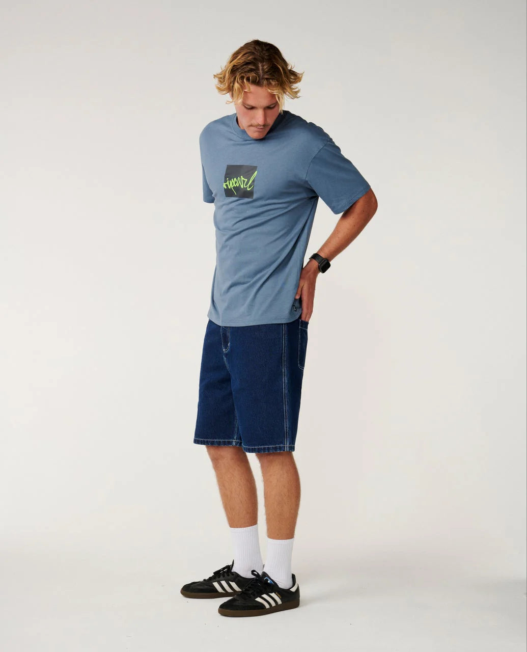 RIPCURL MENS SCRIPT ICON TEE