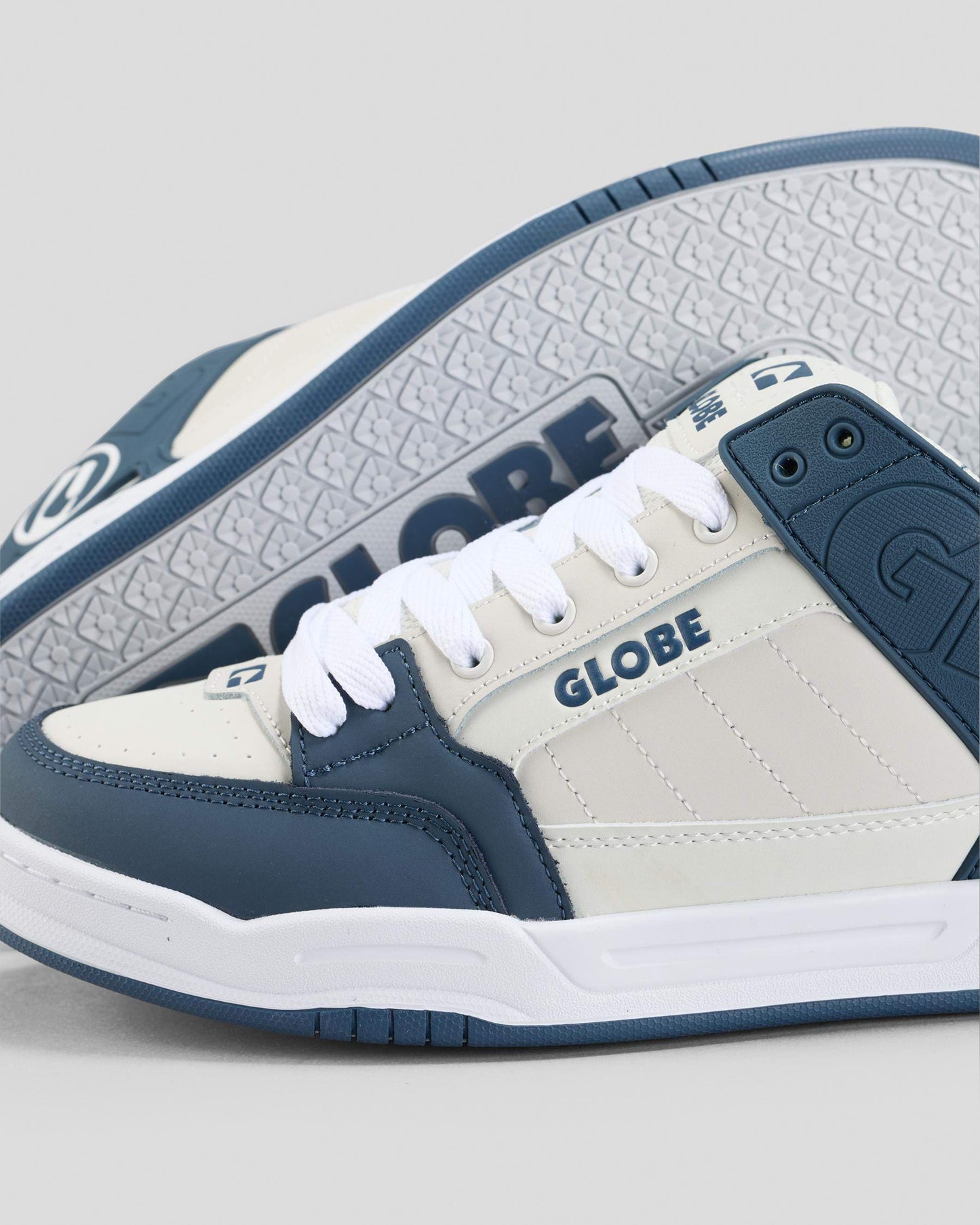 GLOBE TILT MENS SHOES
