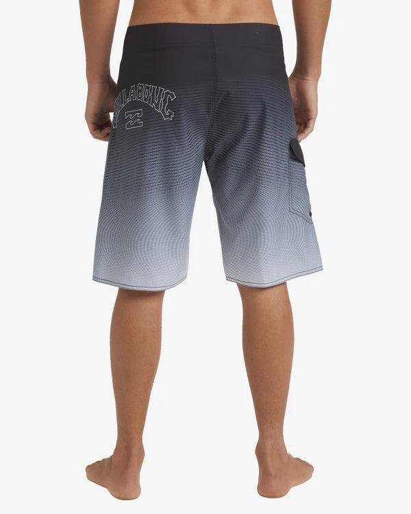 BILLABONG VAULTS OG SHORT