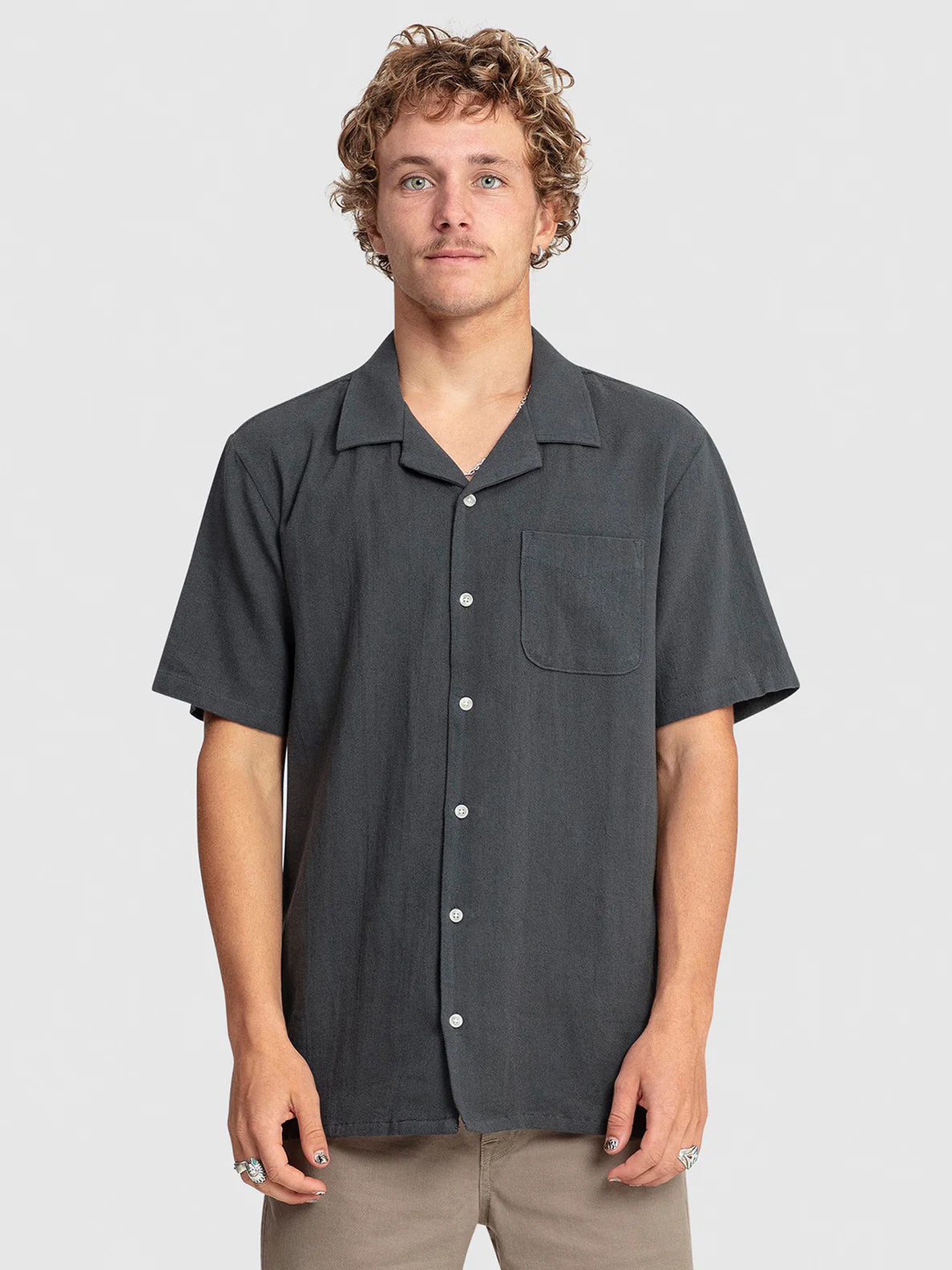 VOLCOM MENS HOBARSTONE SHORT SLEEVE SHIRT