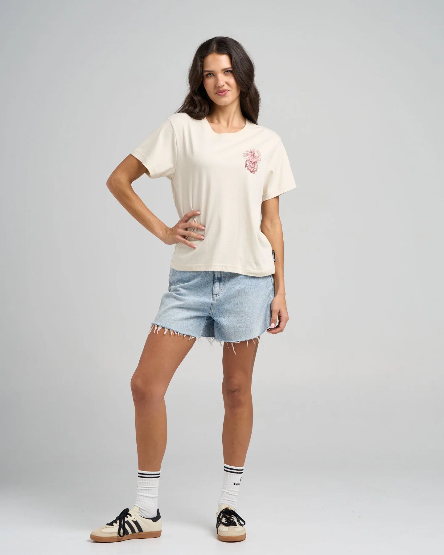 THE MAD HUEYS WOMENS ROPE SKULL ANCHOR SS TEE