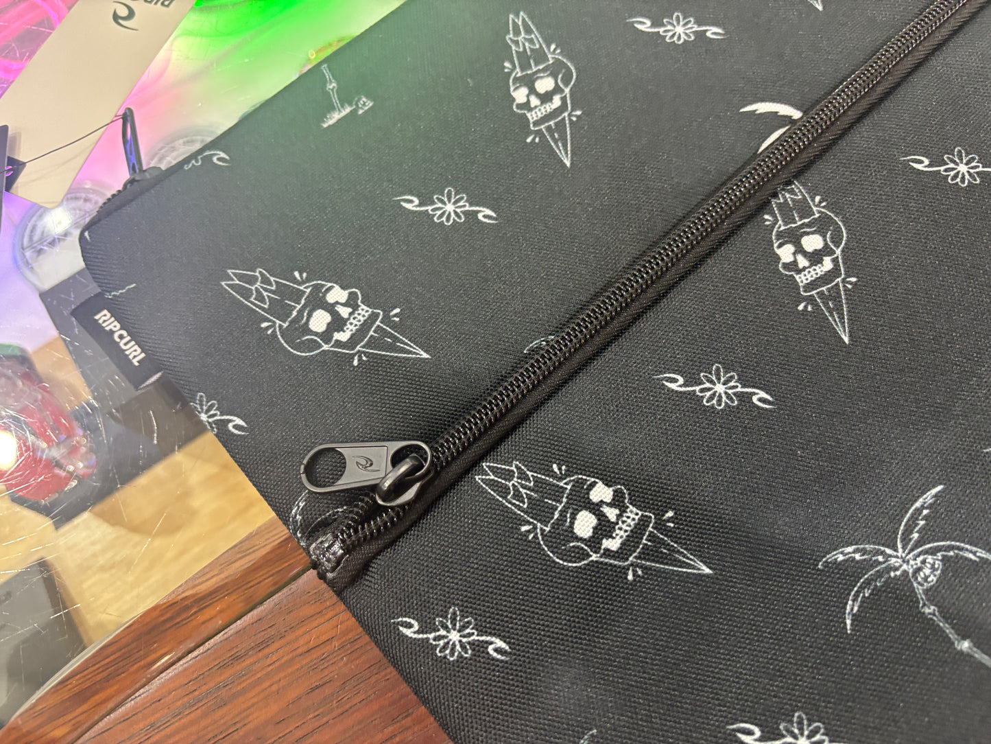 RIP CURL X LARGE PENCIL CASE 2026
