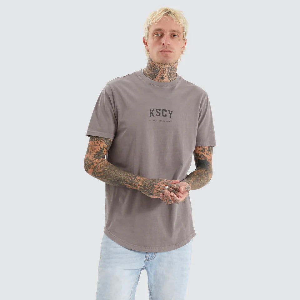 KISS CHACEY PIRTON DUAL CURVED TEE