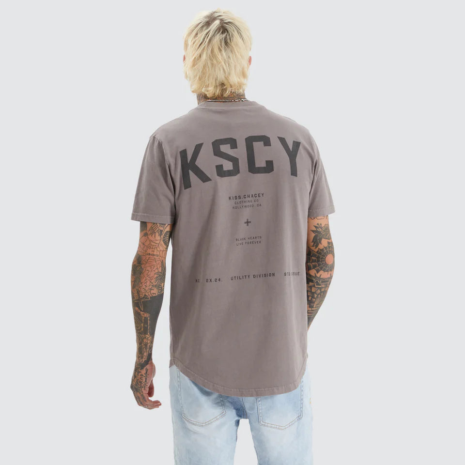 KISS CHACEY PIRTON DUAL CURVED TEE