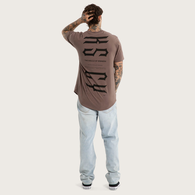 KISS CHACEY TRAPPED DUAL CURVED SS TEE