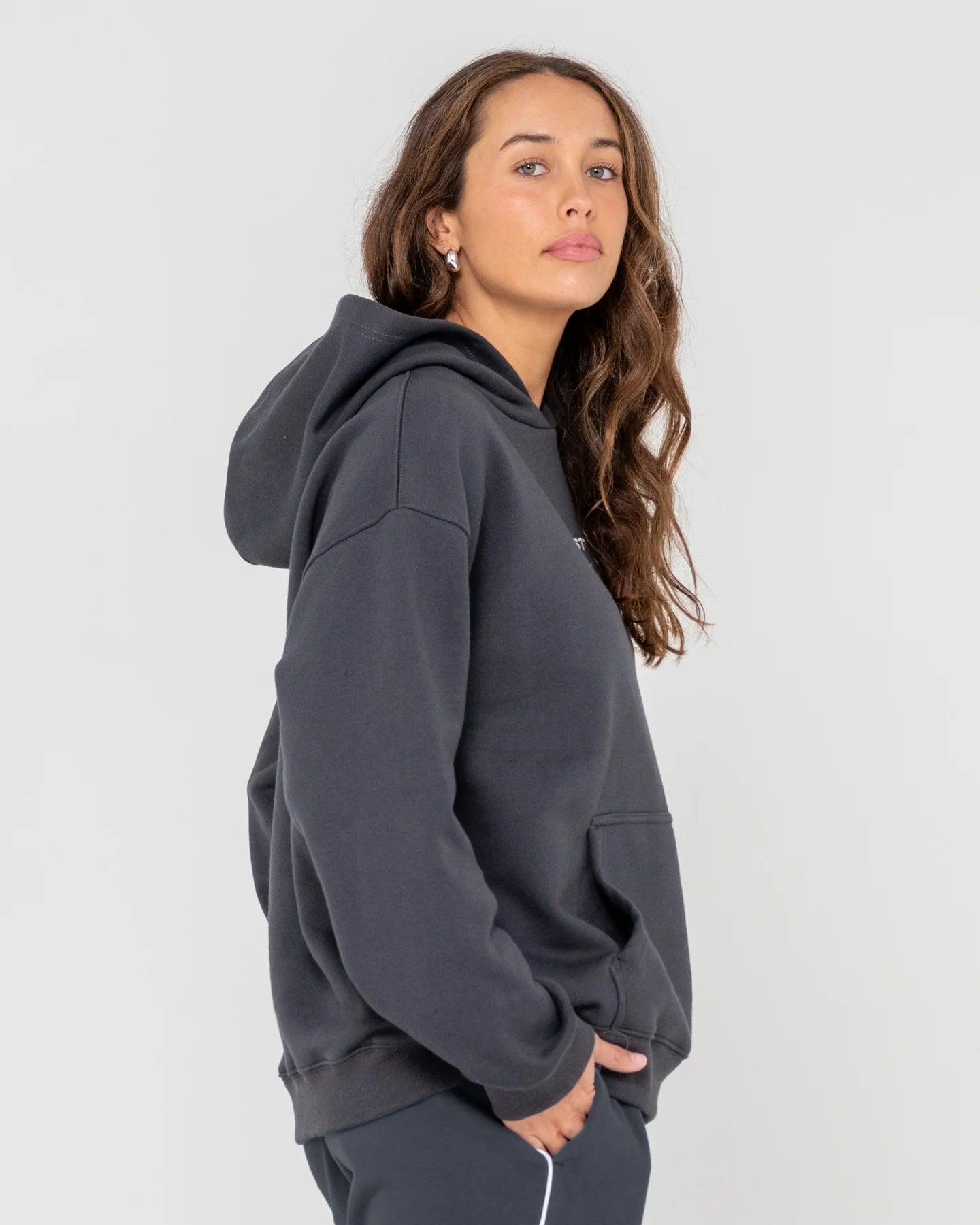 RUSTY ESSENTIALS OVERSIZED HOODED FLEECE WOMEN