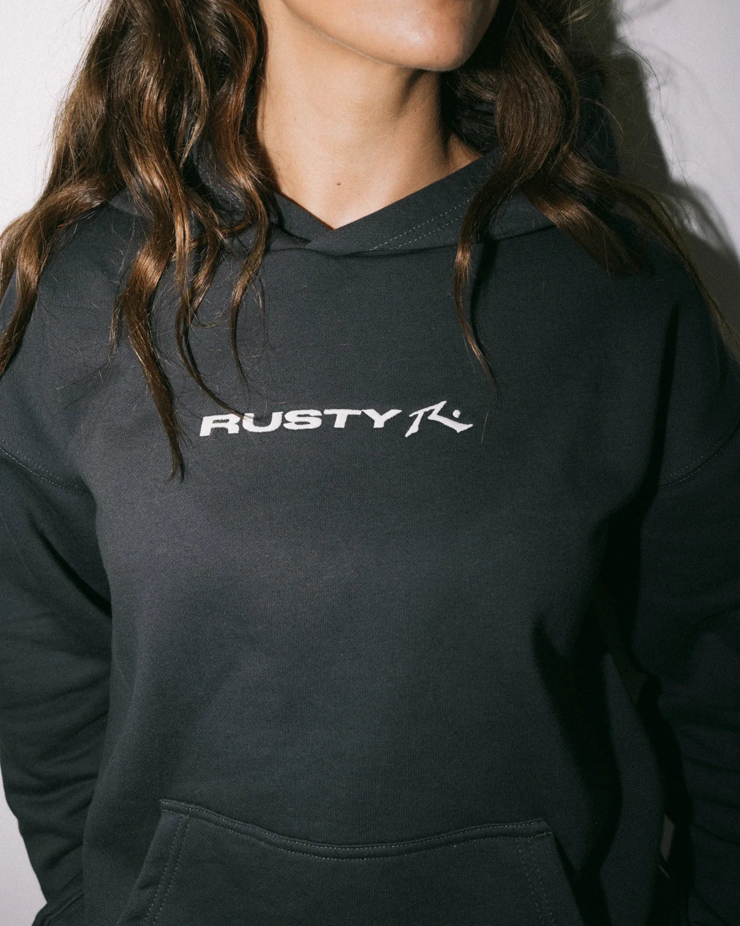 RUSTY ESSENTIALS OVERSIZED HOODED FLEECE WOMEN