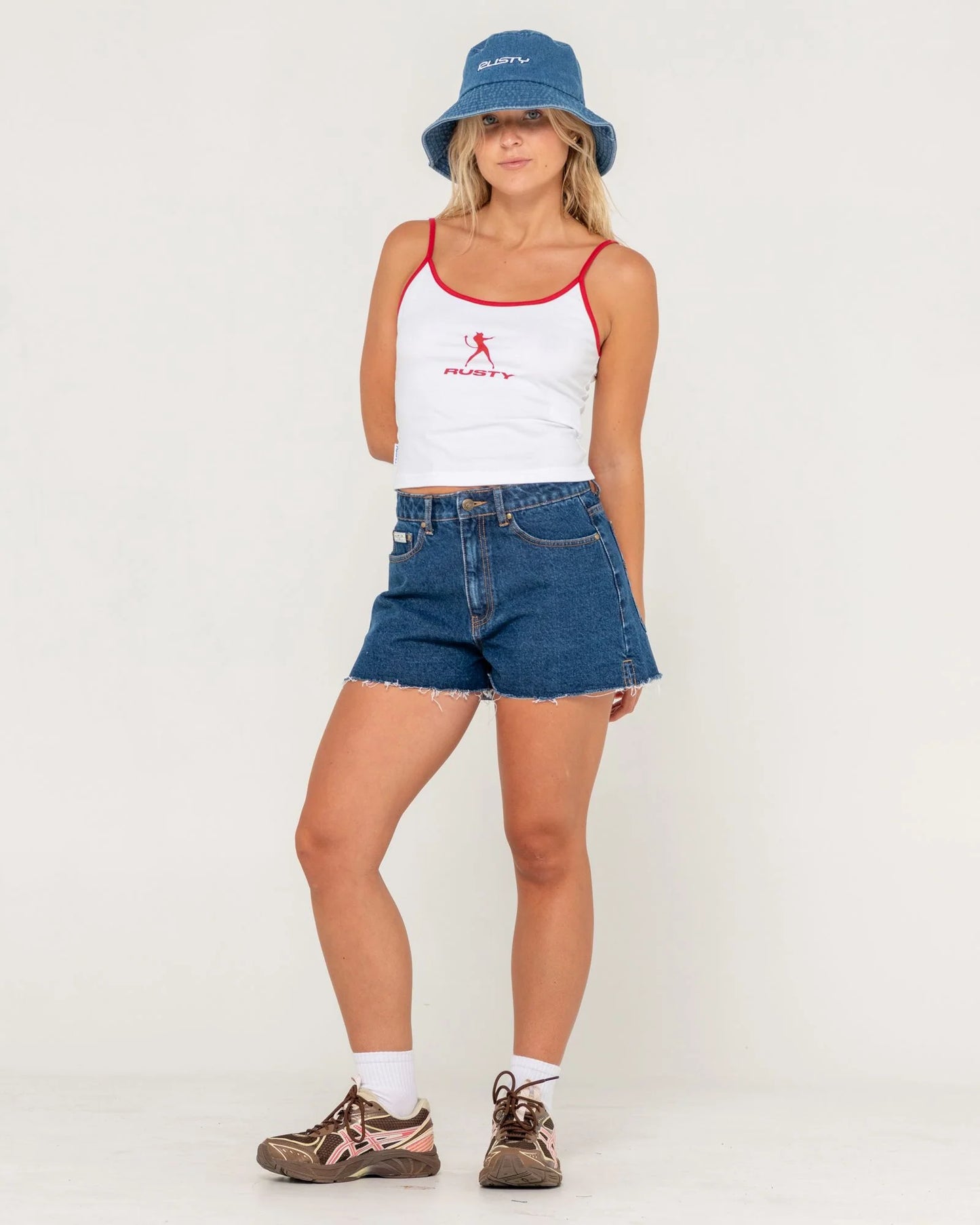 RUSTY MISS ME DENIM BUCKET HAT