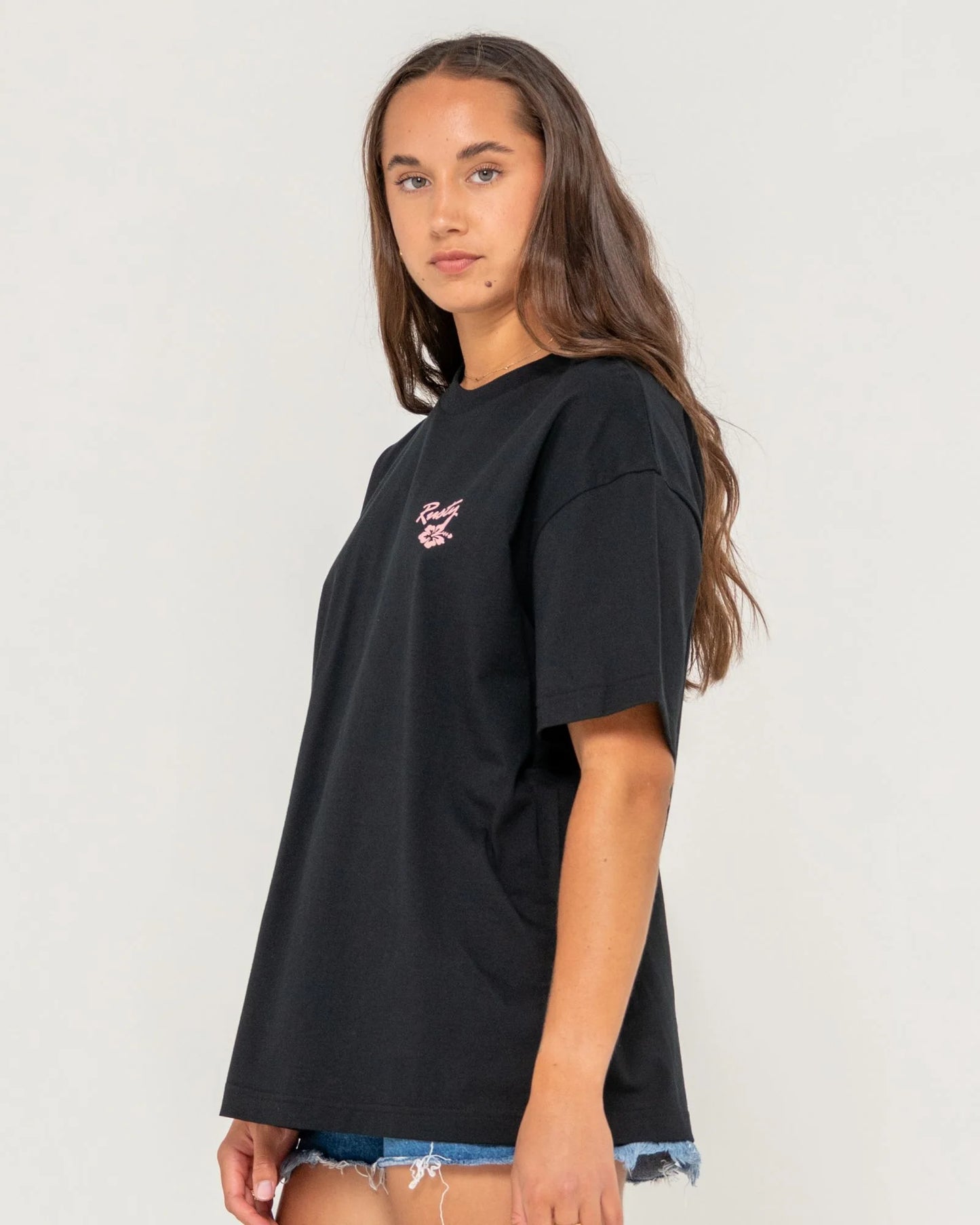RUSTY JILL STANDARD FIT TEE