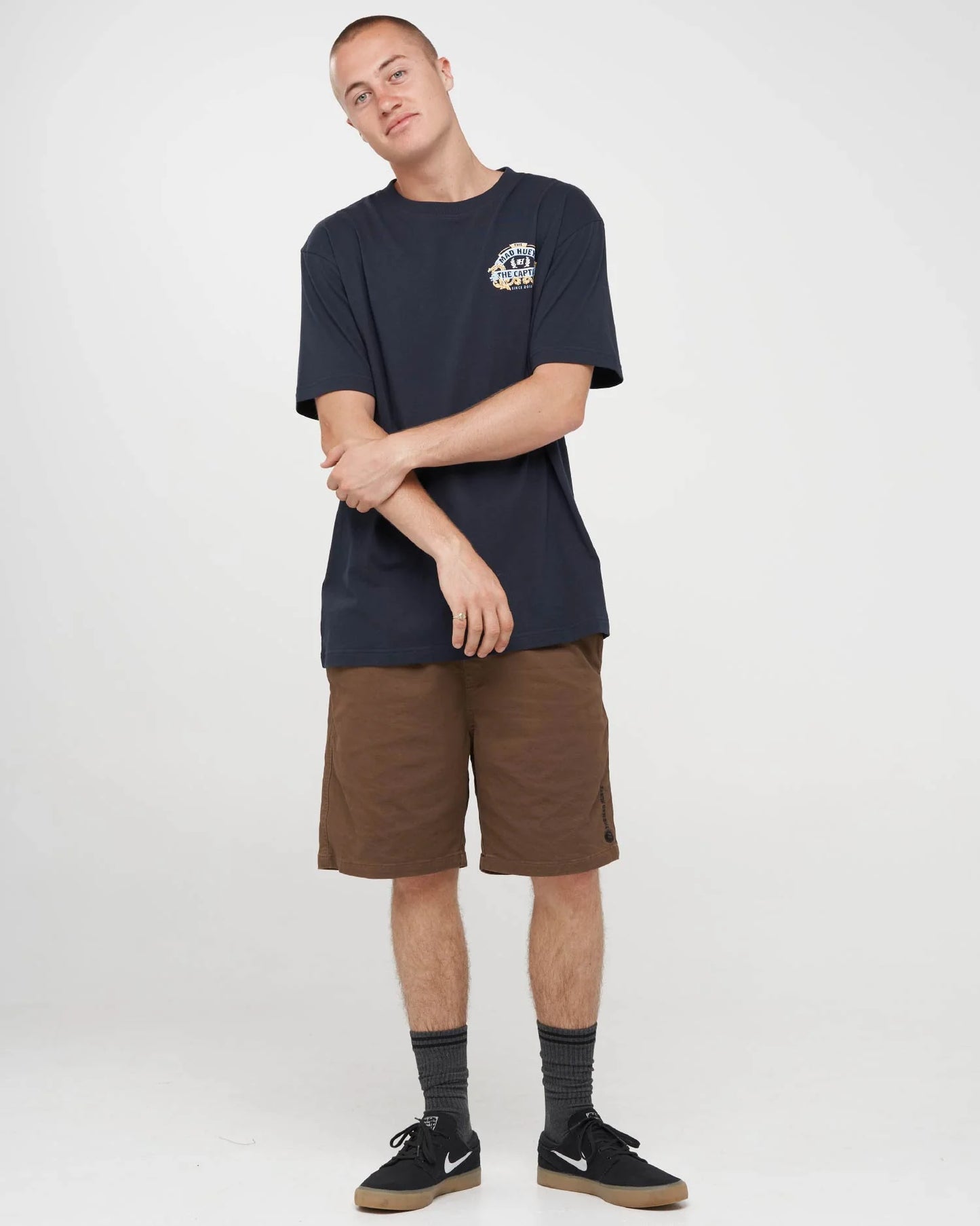 THE MAD HUEYS DRAGON CAPTAIN SS TEE