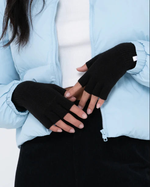 RUSTY TWISTED SISTA GLOVES