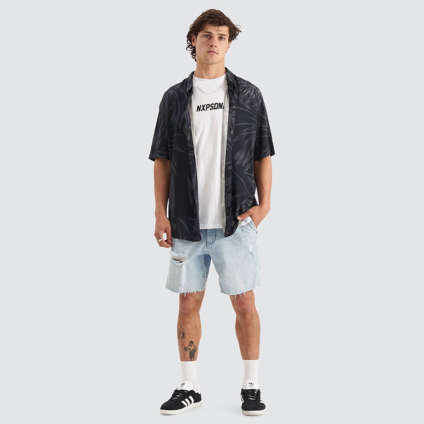 NENA & PASADENA SELECTOR RELAXED SHORT SLEEVE SHIRT