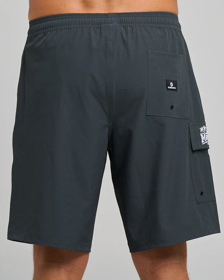 THE MAD HUEYS BEACHED 20' BOARDSHORTS
