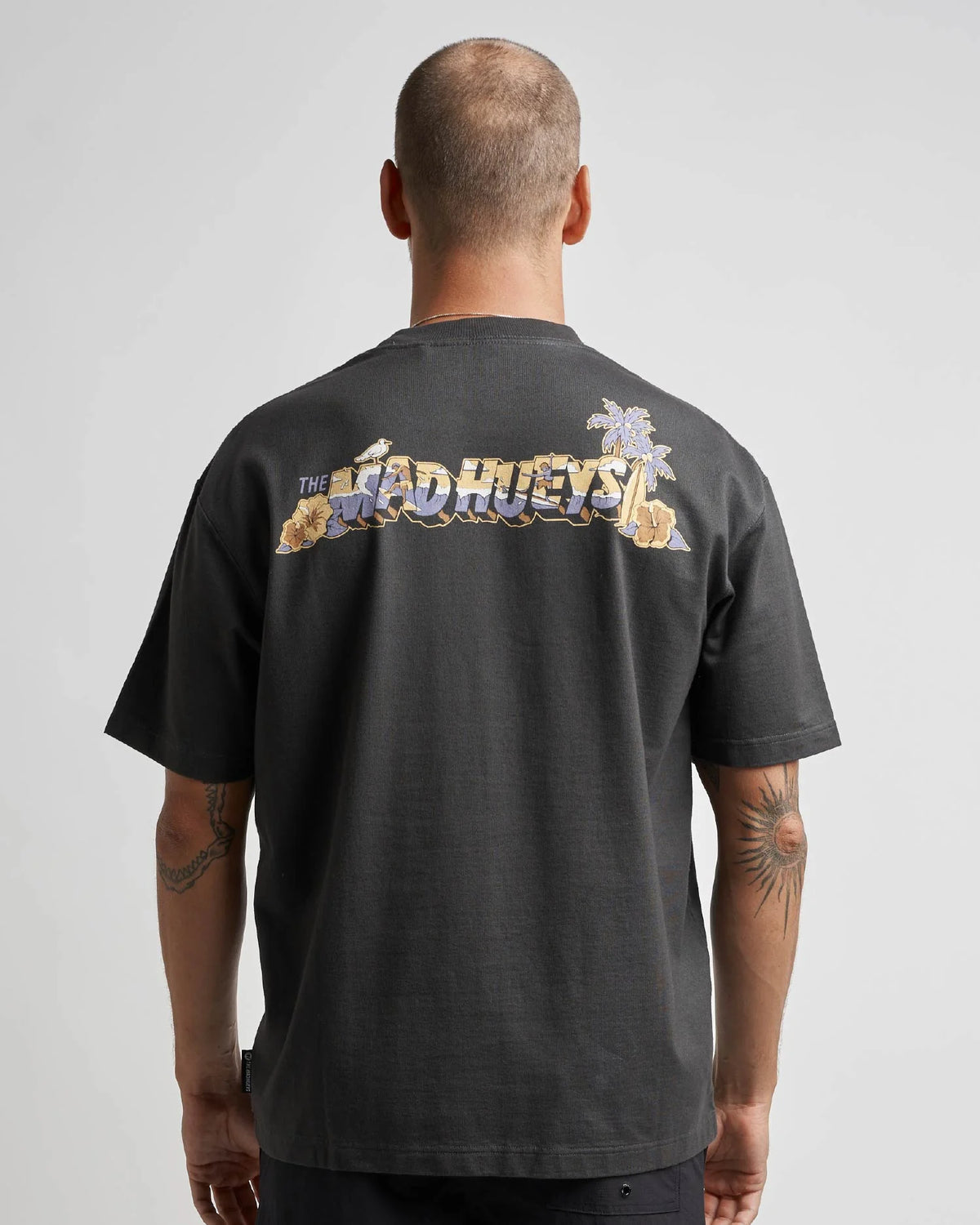 THE MAD HUEYS SURFING HUEYS OVERSIZED SS TEE