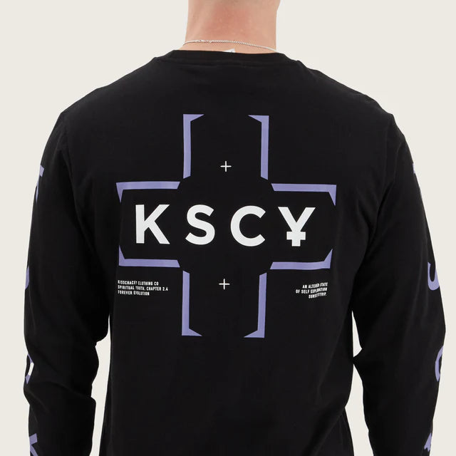 KISS CHACEY KIRK DUAL CURVED L/S TEE