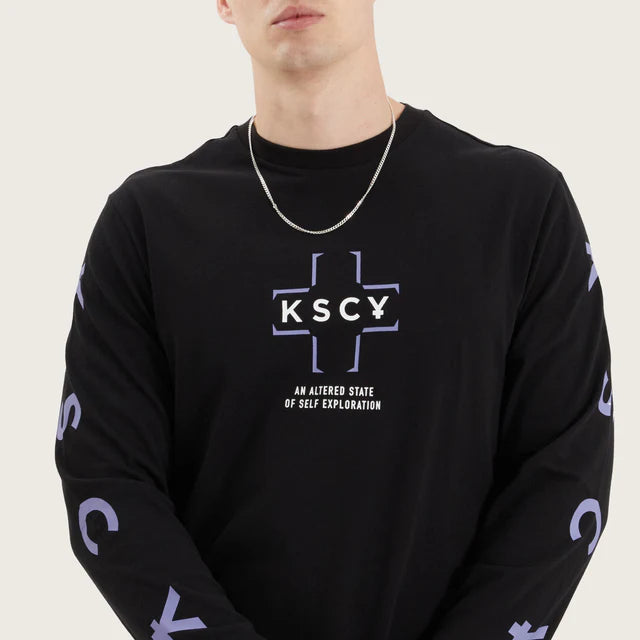 KISS CHACEY KIRK DUAL CURVED L/S TEE