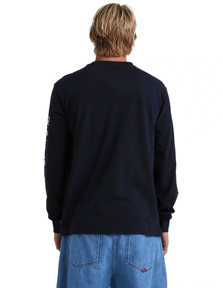 QUICKSILVER THE ORIGINAL BOARDSHORT CO LS TEE