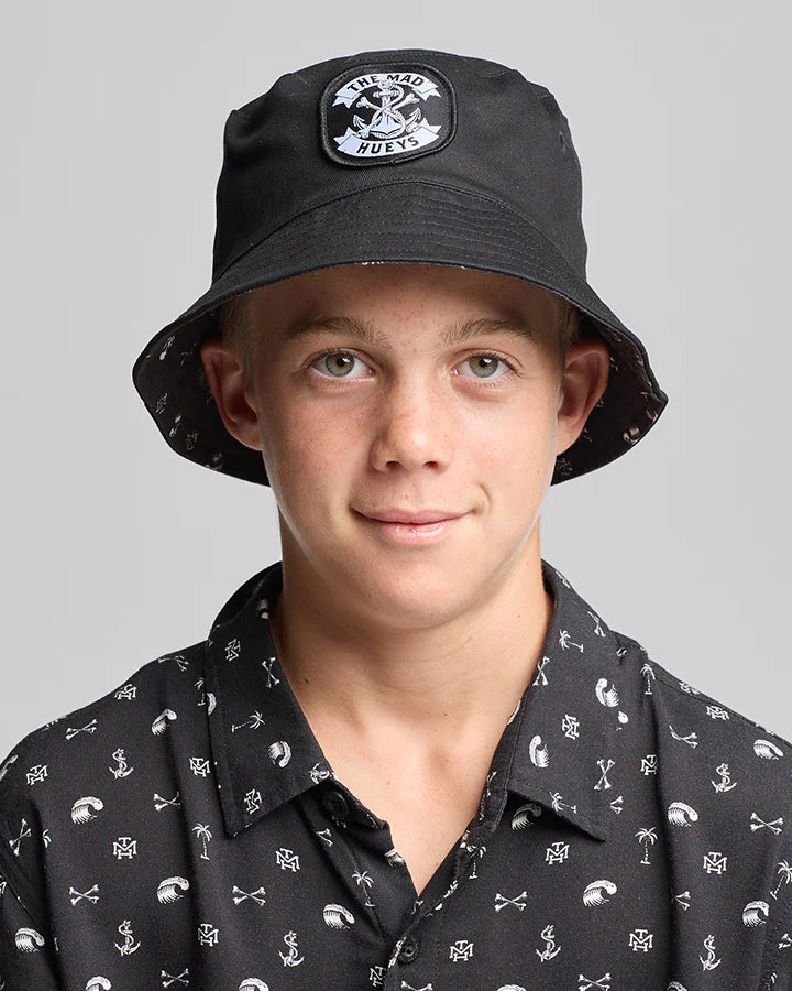 THE MAD HUEYS ANCHOR BONES YOUTH REVERSIBLE BUCKET HAT