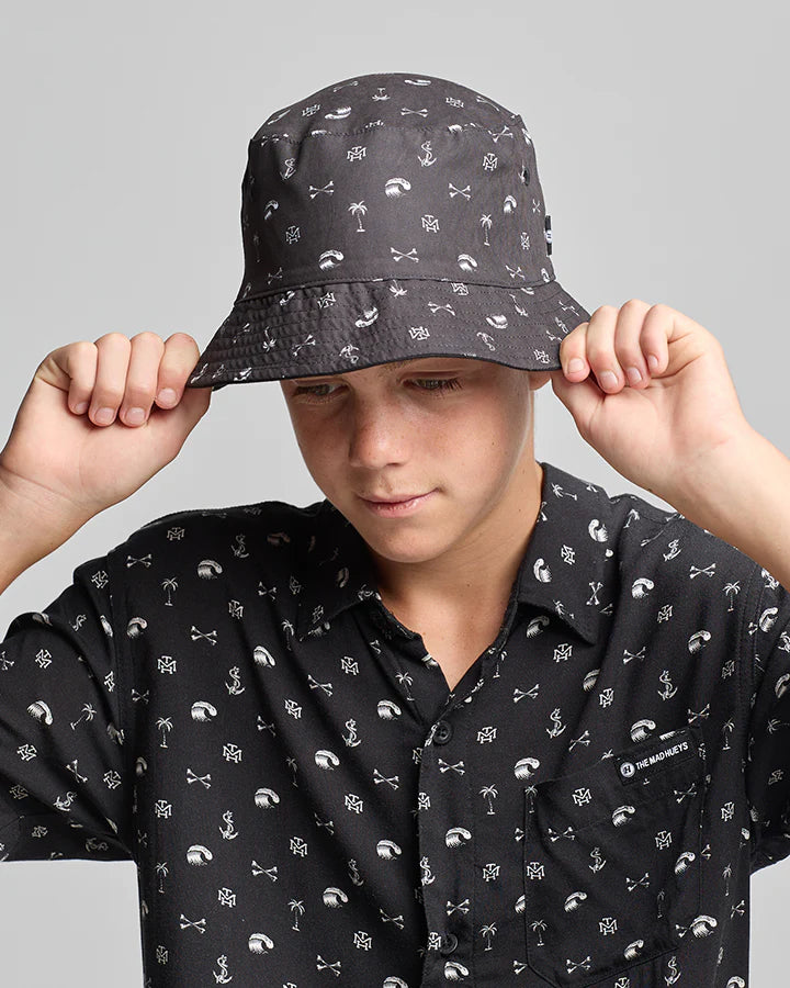 THE MAD HUEYS ANCHOR BONES YOUTH REVERSIBLE BUCKET HAT