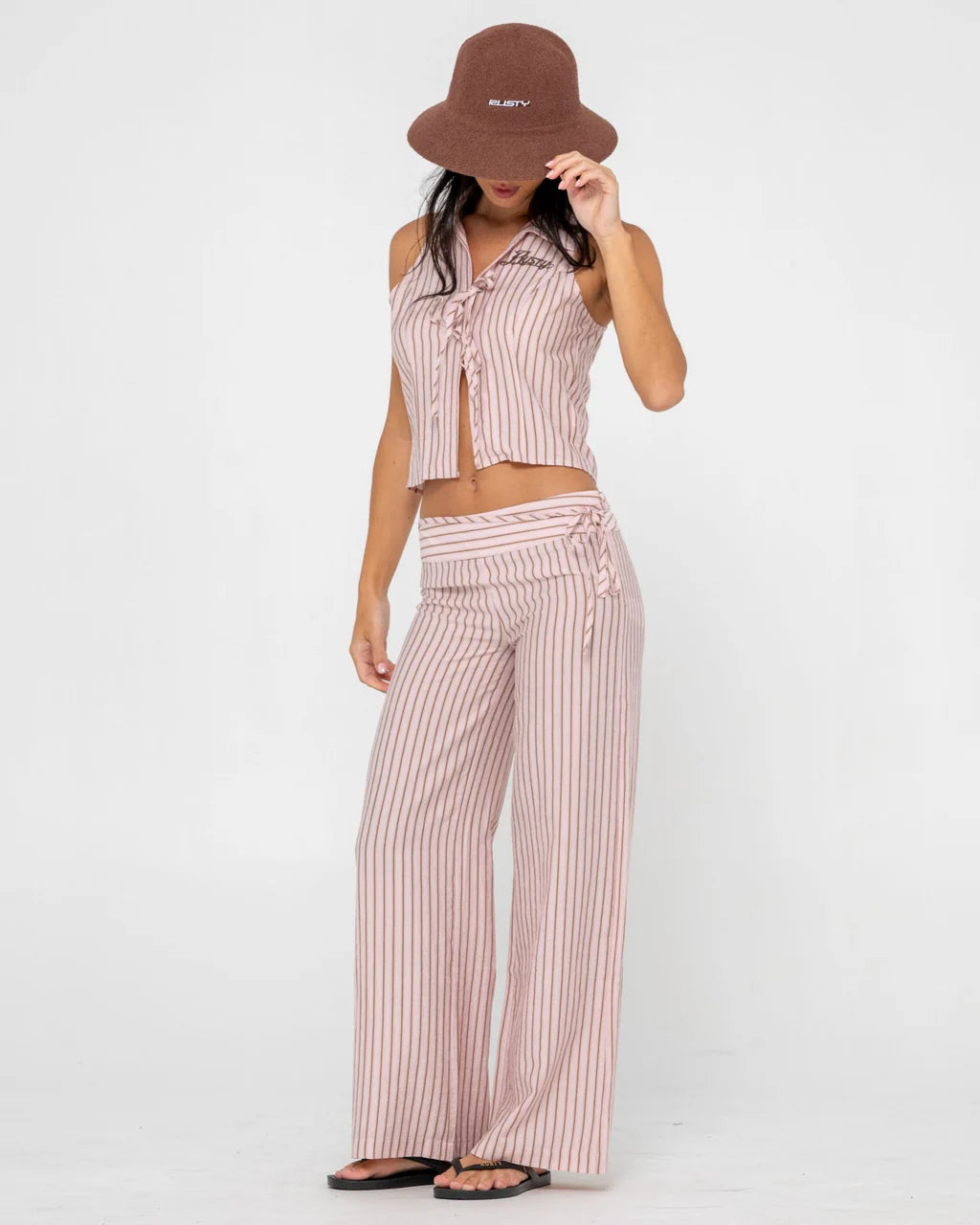 RUSTY BAILEY BUCKET HAT