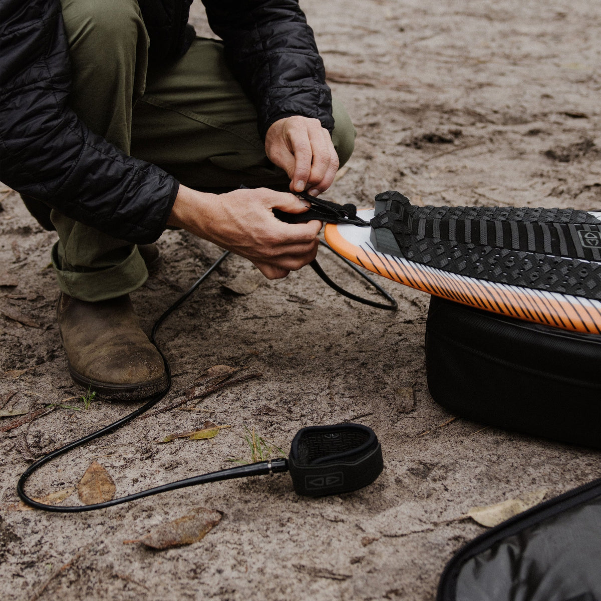 OCEAN + EARTH ONE XT PREMIUM SURFBOARD LEASH