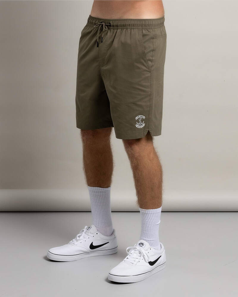 THE MAD HUEYS SKULL ANCOR 18 VOLLEY SHORT