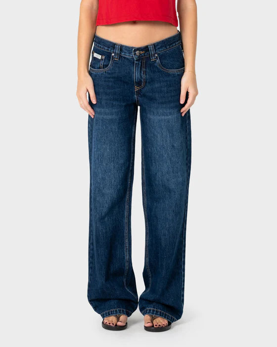 RUSTY SUZY STRAIGHT LOW RISE JEAN 2.0