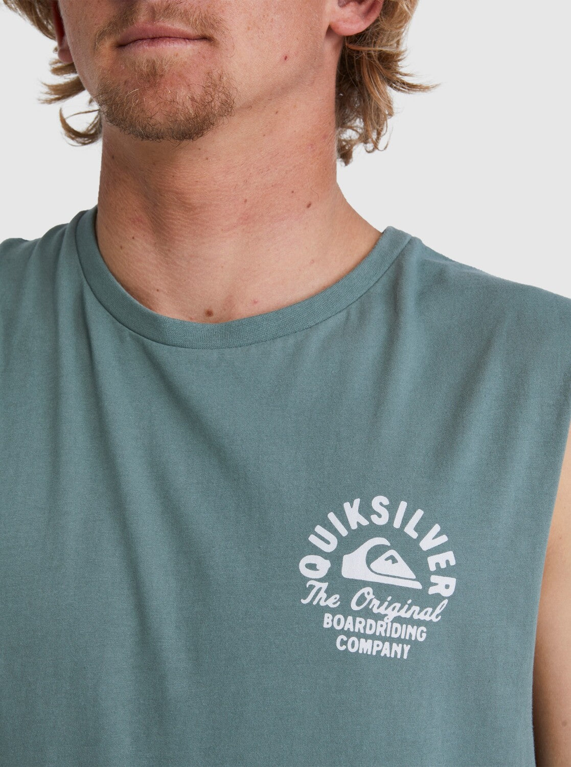 QUICKSILVER CIRCLED SCRIPT MUSCLE SHIRT