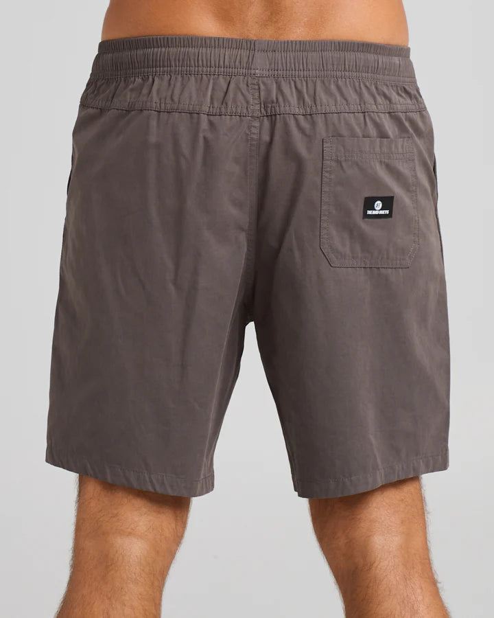 THE MAD HUEYS SKULL ANCHOR 18' VOLLEY SHORTS