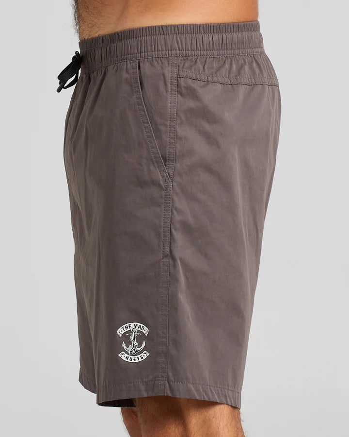 THE MAD HUEYS SKULL ANCHOR 18' VOLLEY SHORTS