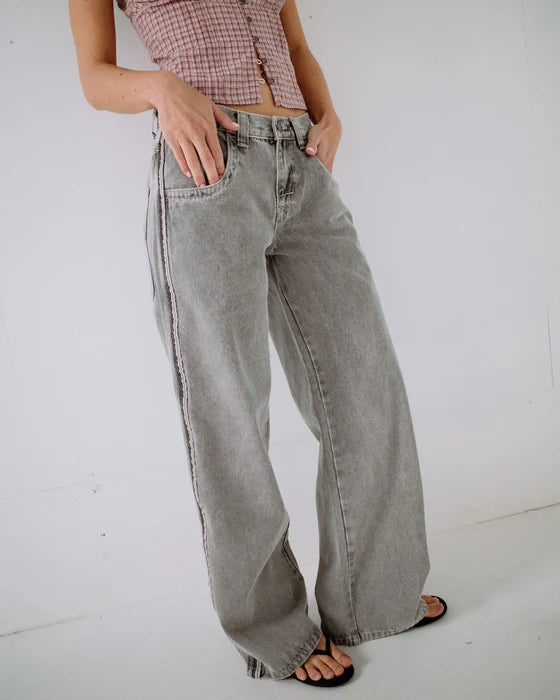 RUSTY WOMENS FLIP MOMMY LOW RISE WIDE LEG DENIM JEAN