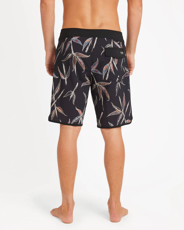 VOLCOM CHANGELING SCALLOP MOD 19' BOARDSHORTS