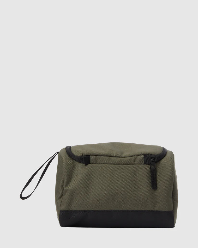 QUICKSILVER CAPSULE MENS TOILETRY BAG
