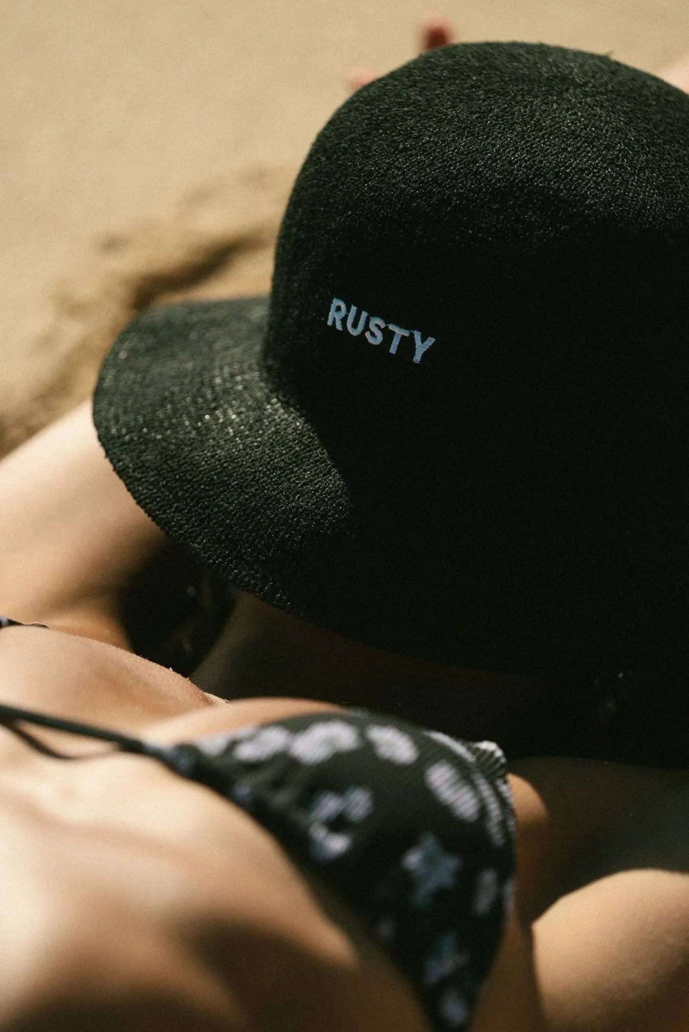 RUSTY BAILEY BUCKET HAT