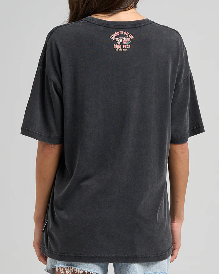THE MAD HUEYS WOMENS HIGH SEAS OVERSIZED TEE